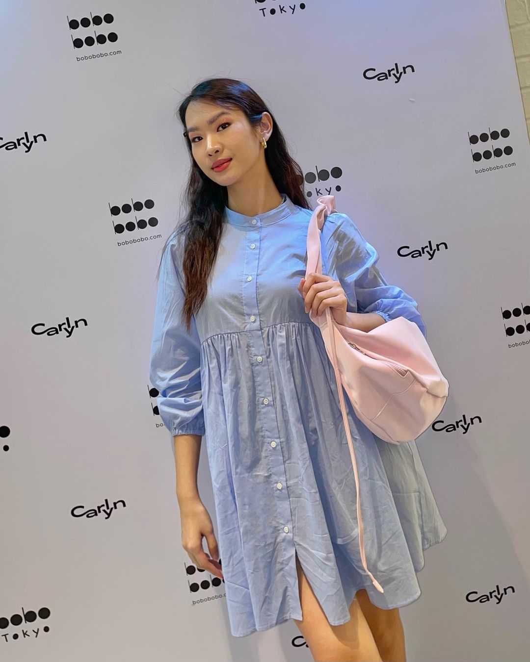 Gabriella Cecilia mengenakan Rakuhoku Volume Tunic Gabriella Cecilia mengenakan Rakuhoku Volume Tunic