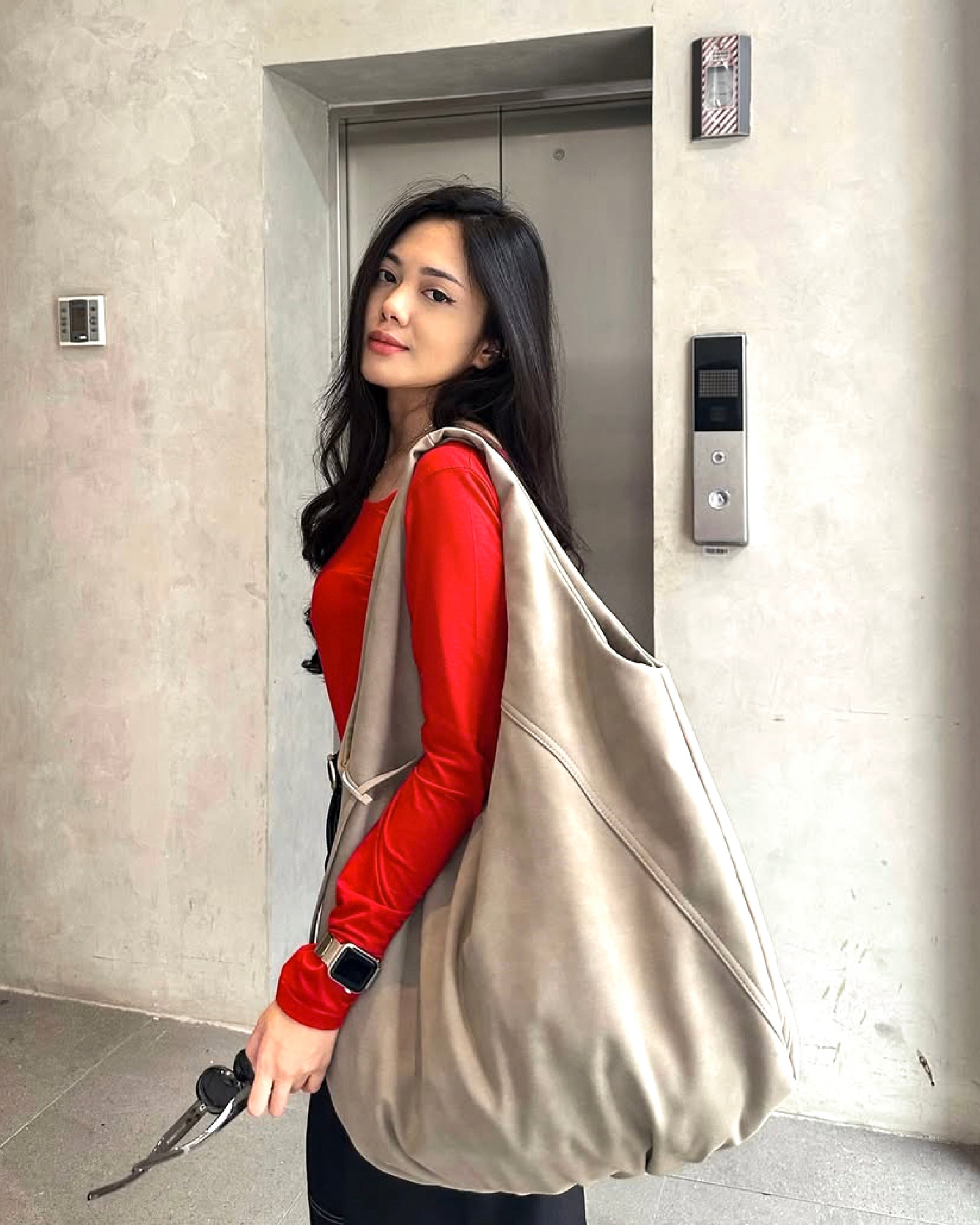 Annisa Aniza in CARLYN