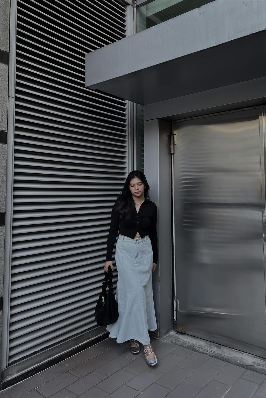 Neva Indriany mengenakan Matsuy Mermaid Skirt