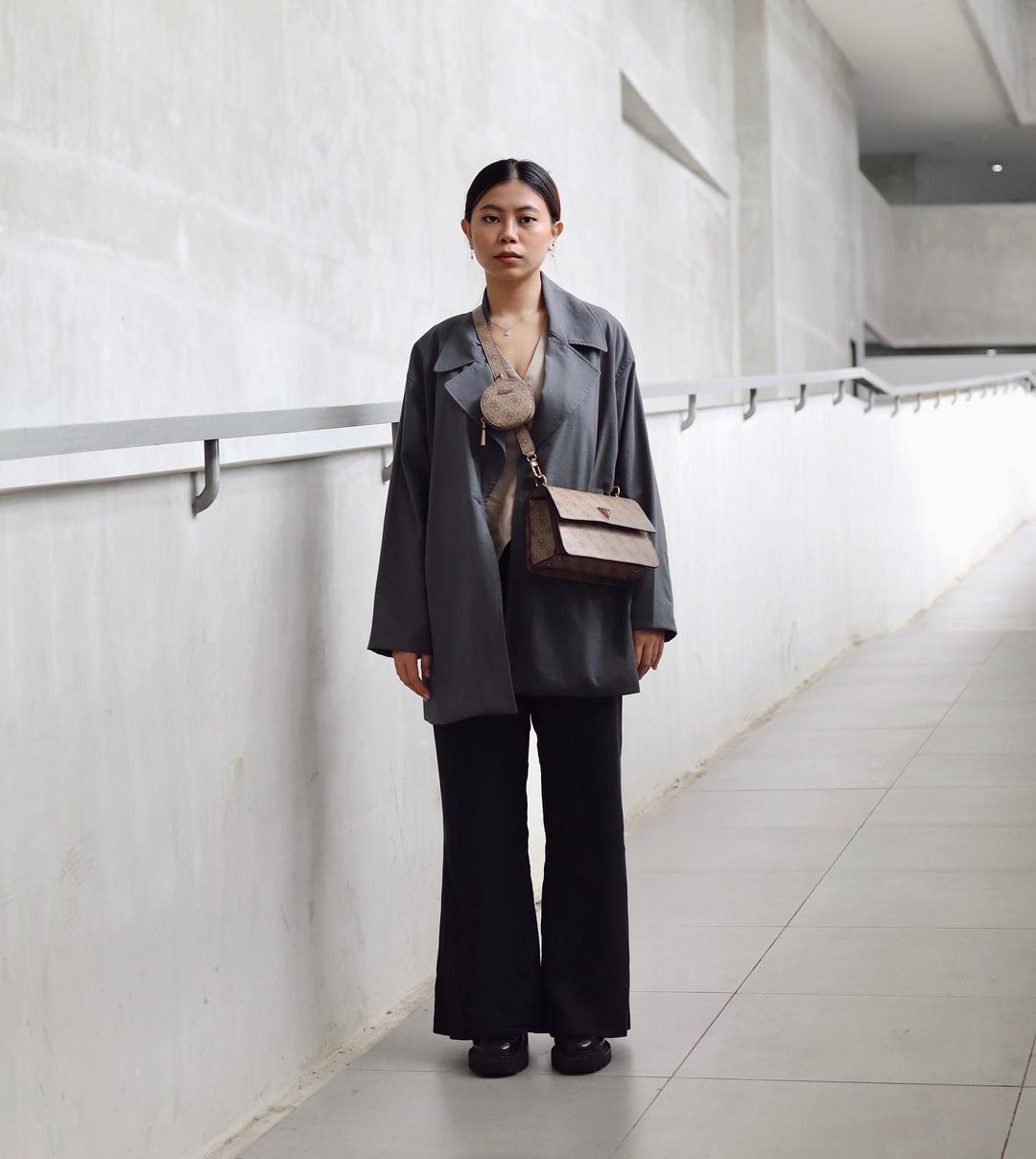 Blazer Casual Wanita Juro Big Tailored Jacket - Styling by Gabriella