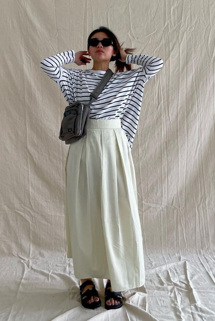 Tunik cantik dan elegan Terra Side Slid Cut - Styling by Jessica