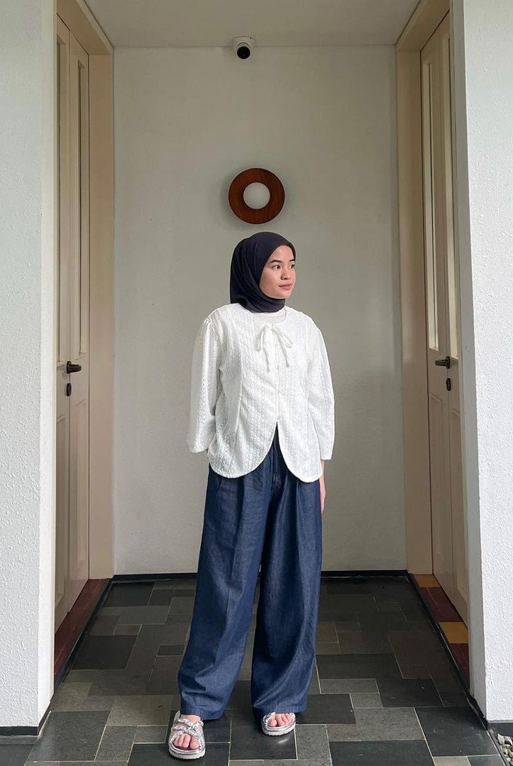 Kulot Jeans Doreen Denim Paperback Pants - Styling by Nala
