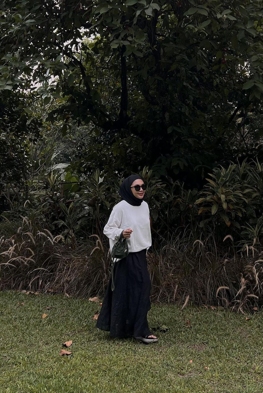 Flared Skirt Ferris dikenakan oleh Tabita