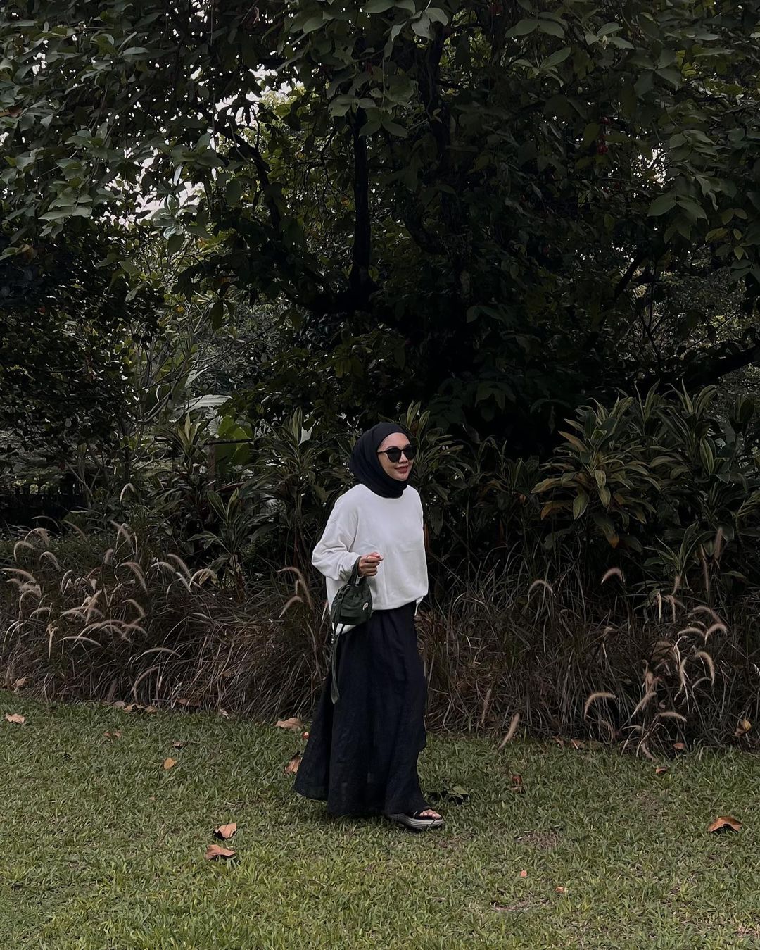 Flared Skirt Ferris dikenakan oleh Tabita