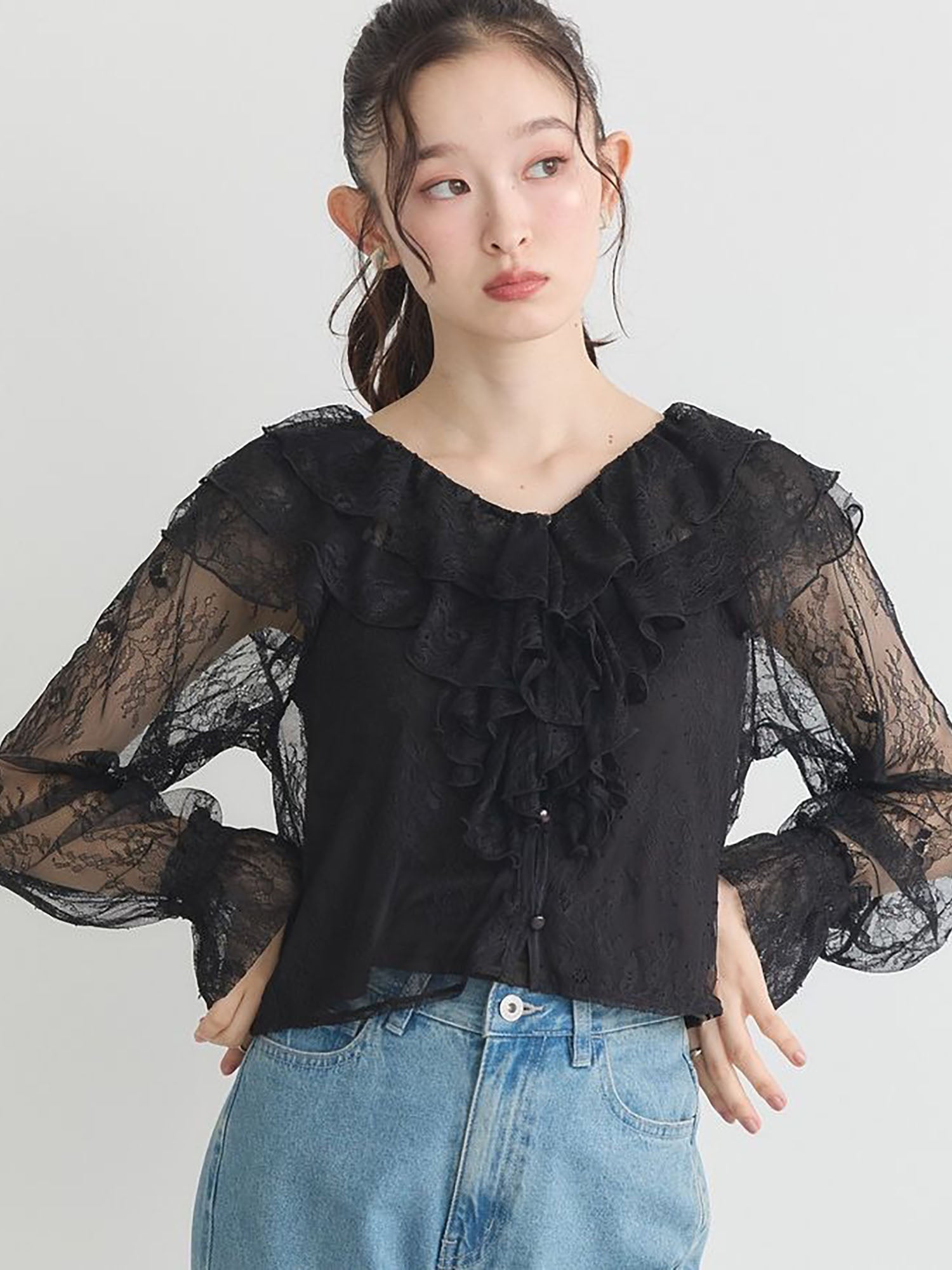 Emiyo SET Ruffled Lace Blouse - BLACK - Earth Music & Ecology