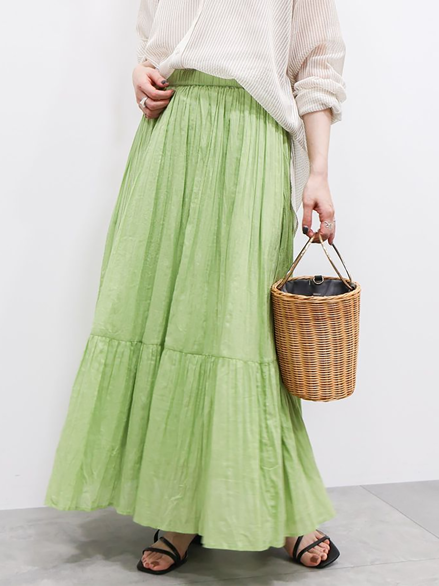 Yanagi Crinkle Tiered Skirt - Mocha - American Holic