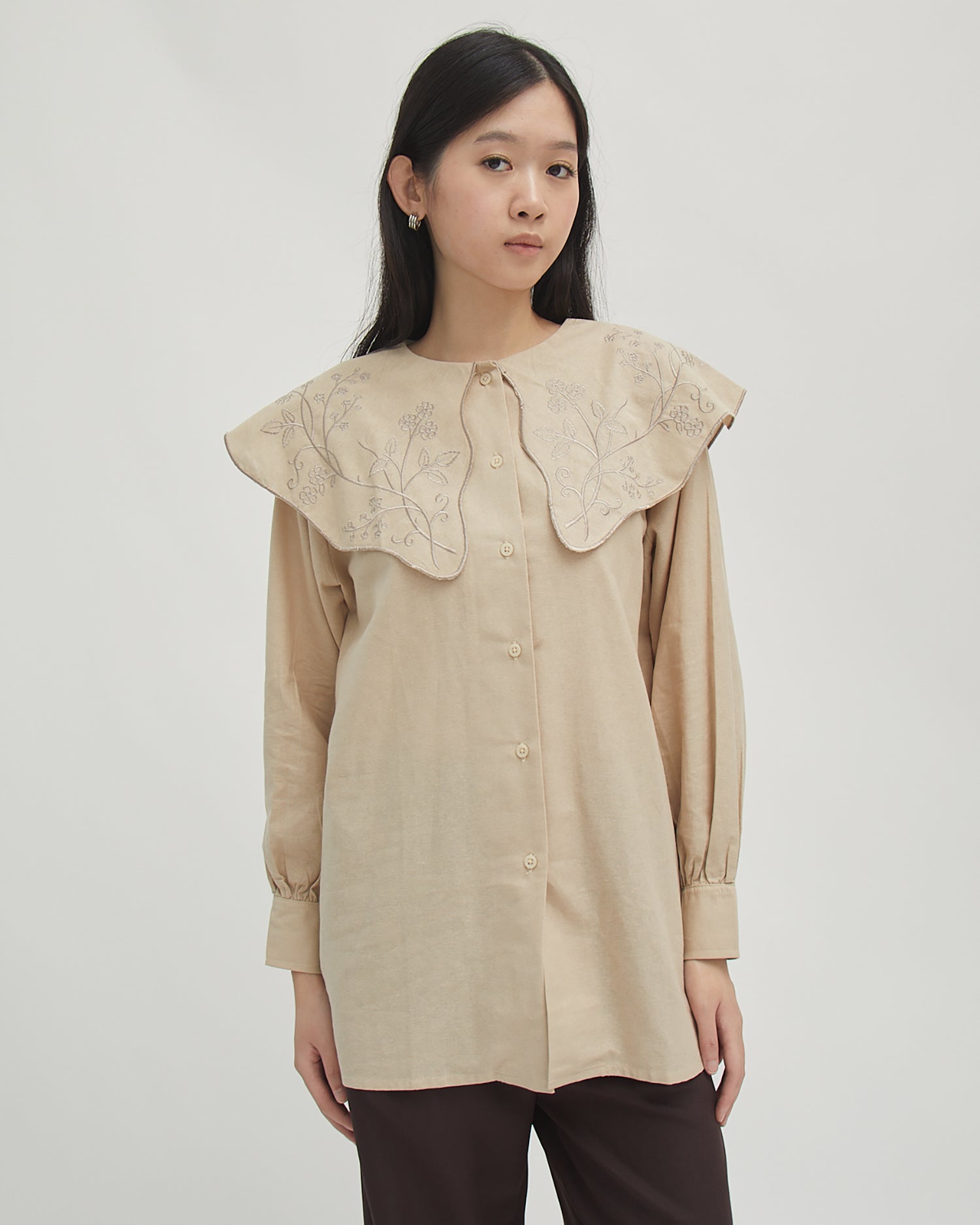 Noura Embroidery Collar Blouse - Beige - Velvet at Bobo