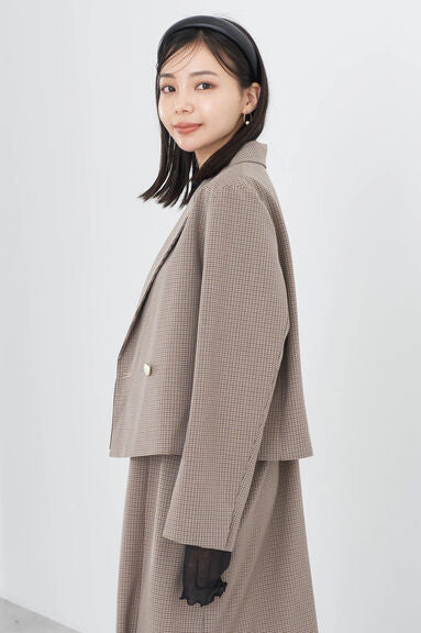 Blazer Pendek Wanita Eikyuu Short Tailored Jacket