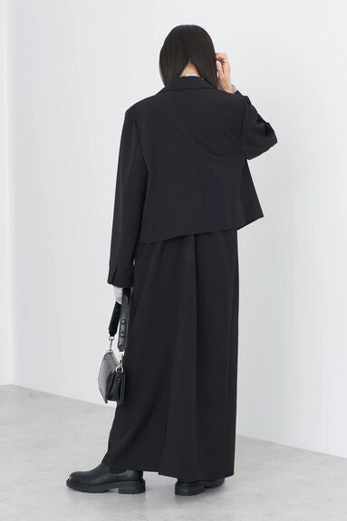 Blazer Pendek Wanita Eikyuu Short Tailored Jacket