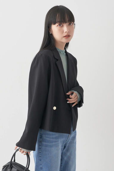 Blazer Pendek Wanita Eikyuu Short Tailored Jacket