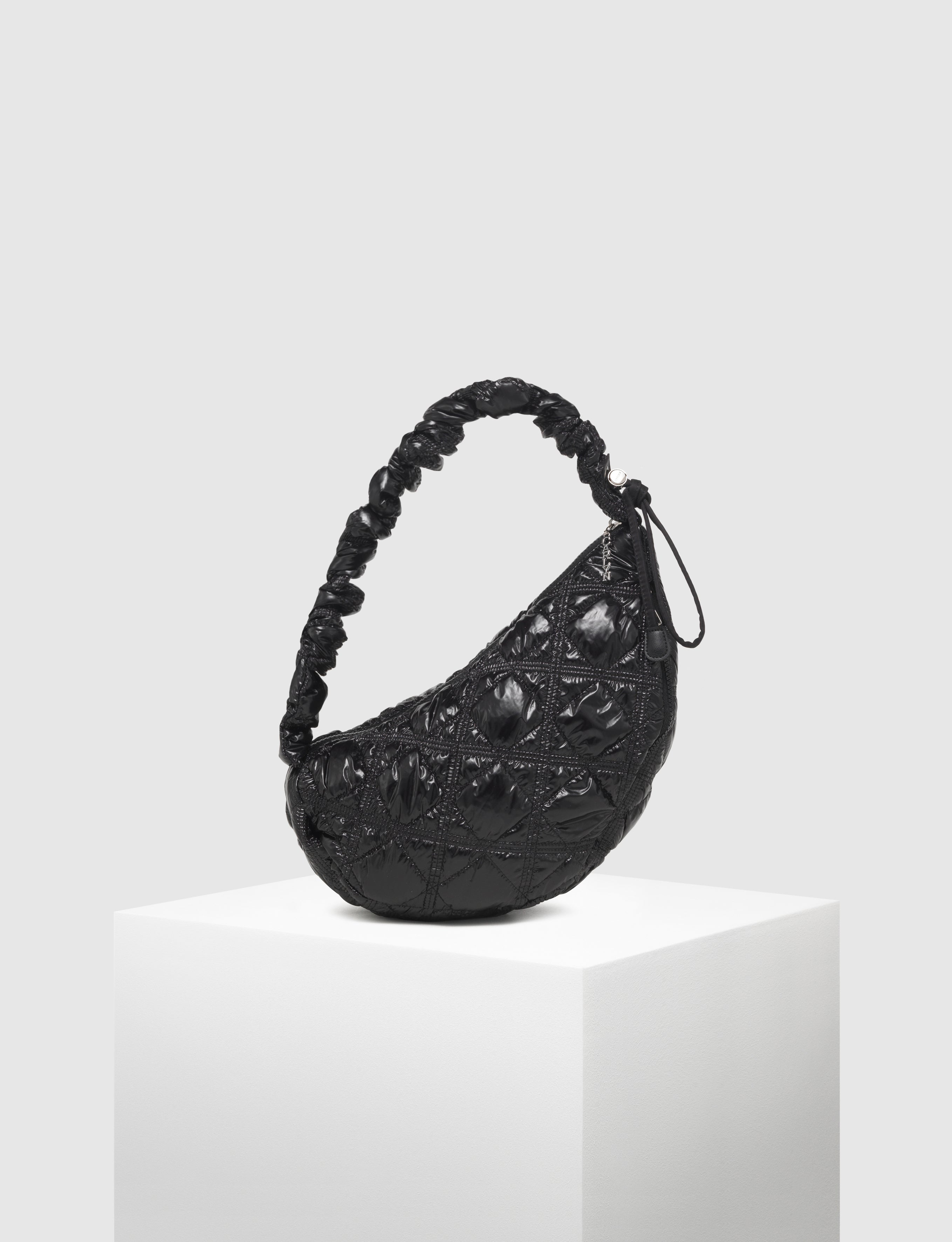 Carlyn Bag Korea - Cozy Glaze - Black: "Black Cozy Glaze Bag"
