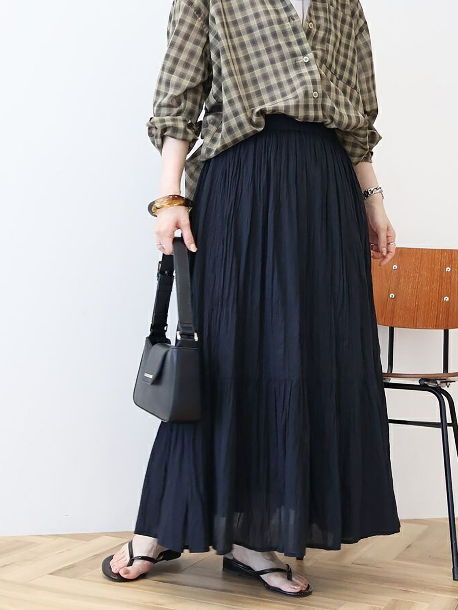 Yanagi Crinkle Tiered Skirt - Black - American Holic