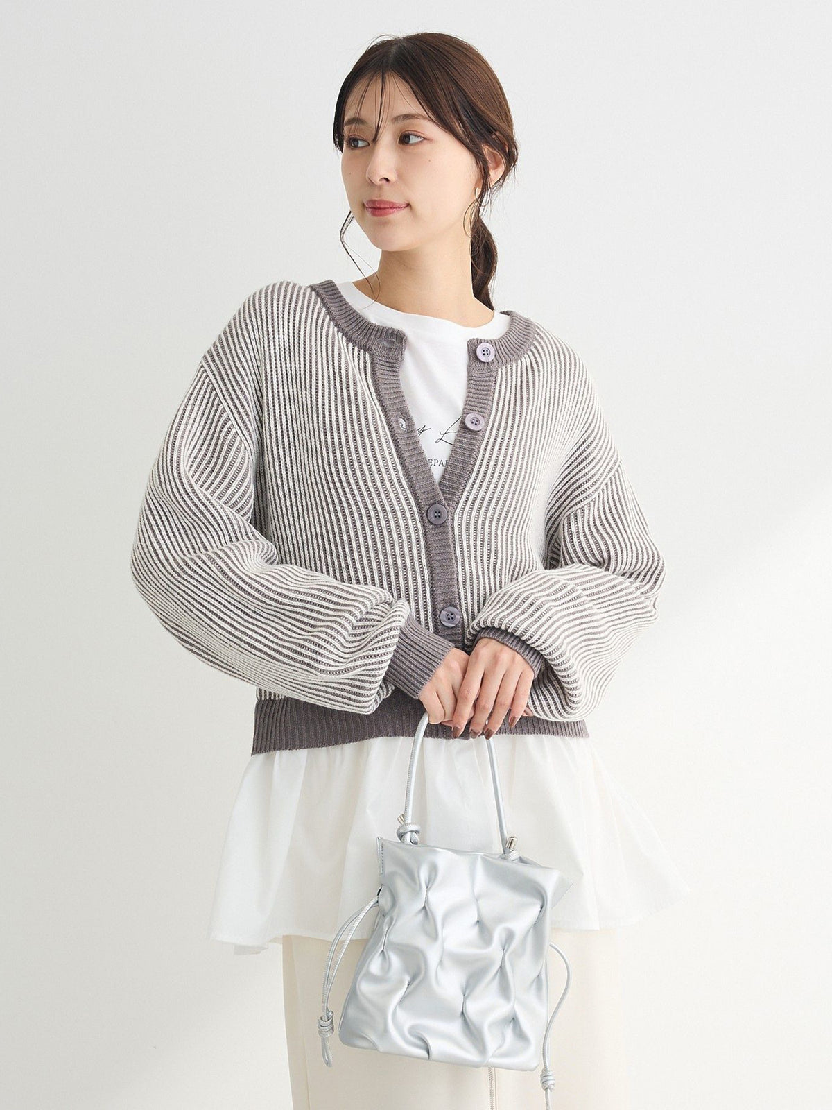 Bobo Tokyo Green Parks Kazami Color-Blocked Ribbed Docking Gray Blouse Wanita