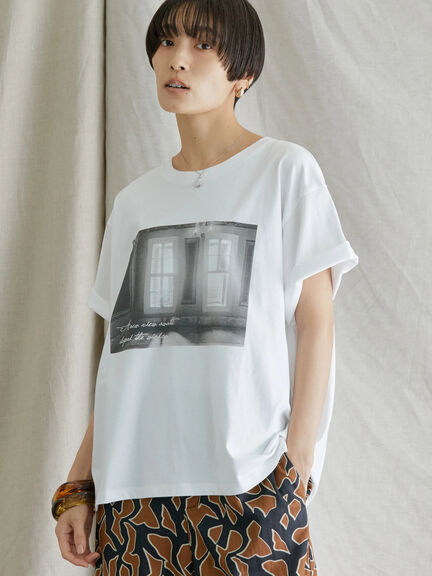 Graphic Tshirt Gaeta Window Photo Pullover Bobo Tokyo