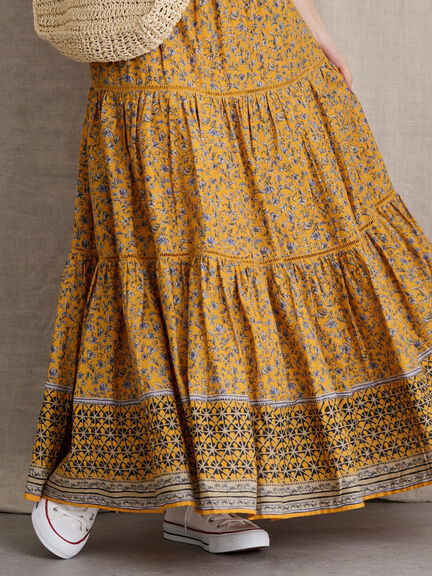 Rok Motif Bunga Kadima Tiered Flower Skirt